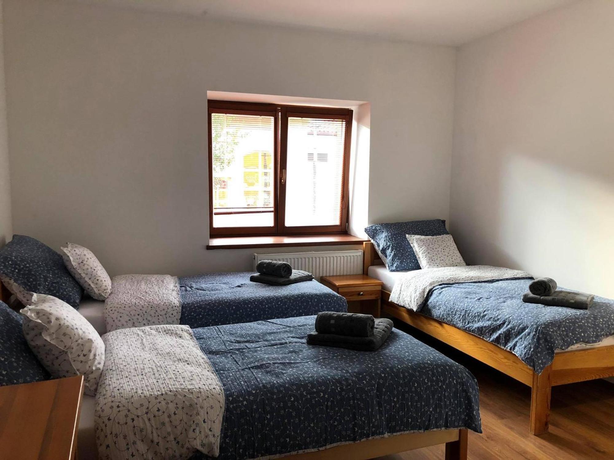Nicolsburg Hotell Mikulov Exteriör bild