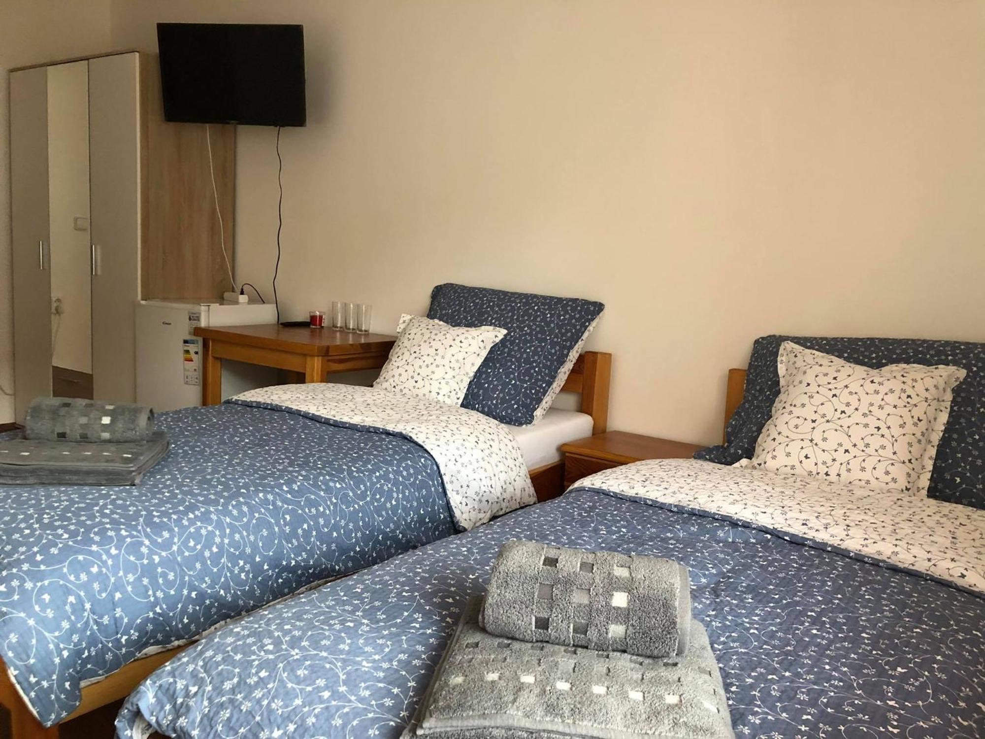 Nicolsburg Hotell Mikulov Exteriör bild