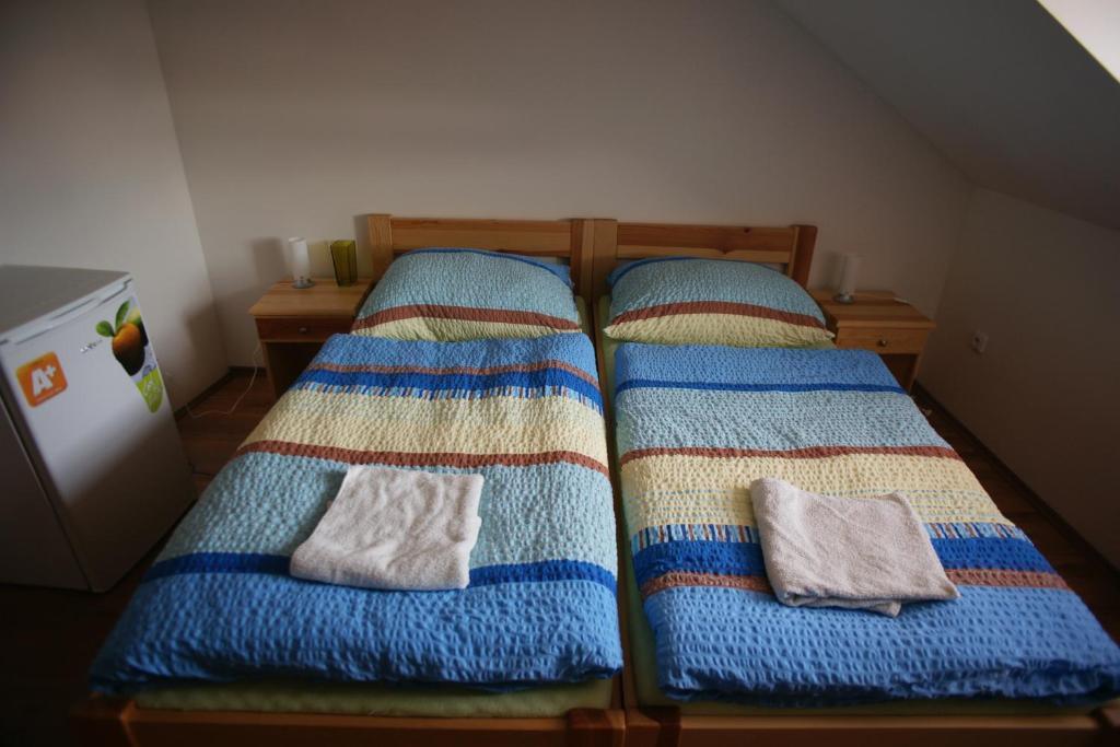 Nicolsburg Hotell Mikulov Exteriör bild